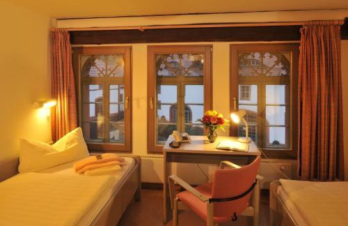 Ostritz Hotel | Gästehäuser St. Marienthal