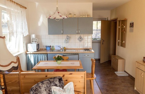 Meissen Apartment | Gästehaus Bechtloff - Holiday apartment with valley view