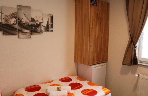 Mahndorf House | Gästehaus Buonanotte 2