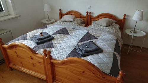 Altmorschen Apartment | Gästehaus Domänenblick