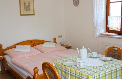 Neualbenreuth Apartment | Gästehaus Gertraud