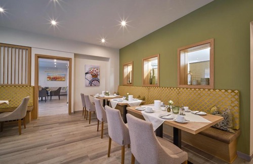 Safferstetten Bed & Breakfast | Gästehaus Huber - Hotel Garni