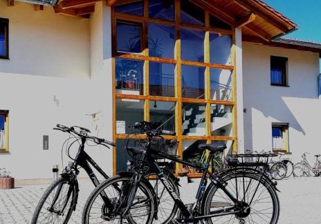 Bad Aibling Apartment | Gästehaus Hubertus Bad Aibling