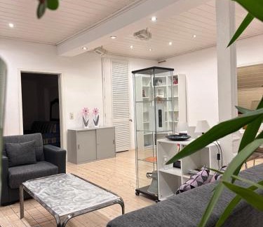 Jena-West House | Gästehaus pack of patches