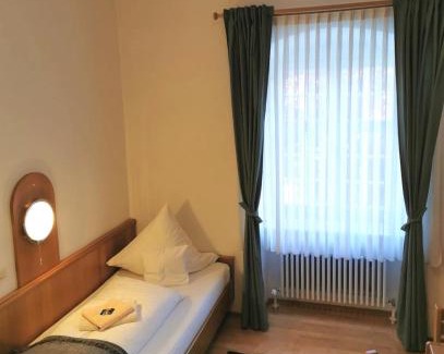 Straubing Bed & Breakfast | Gästehaus Reisinger