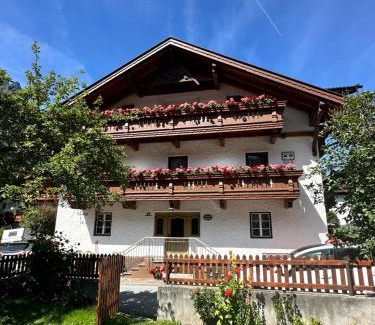 Unterlaengenfeld Bed & Breakfast | Gästehaus Schöpf Elsa