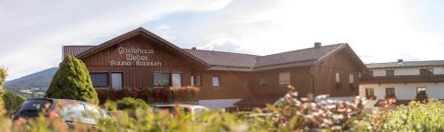 Haibuhl House | Gästehaus Weber