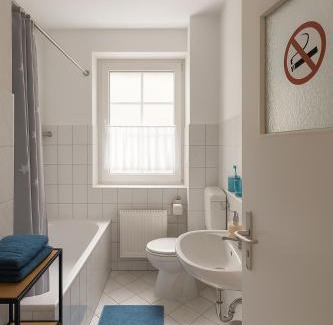 Leuna Apartment | Gästewohnung Rose