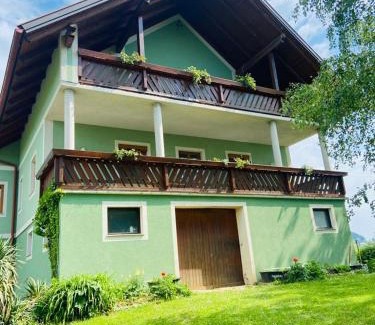 Eichberg-Trautenburg Apartment | Gästezimmer Weisch