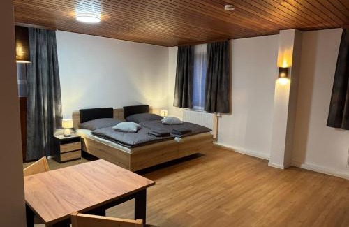 Heinersreuth Apartment | Gästezimmer Werwein