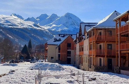 Peyragudes Apartment | Génos - Loudenvielle Apartment +Private garden 4/6pers 3 stars WIFI Parking