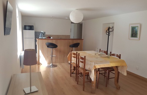 Valleraugue Apartment | Gîte 2 Personnes en Cévennes, à Valleraugue