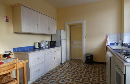 Les Ressuintes House | Gîte 5 pers avec jardin clos et barbecue, nature et détente à Les Ressuintes, proche La Ferté-Vidame - FR-1-581-37