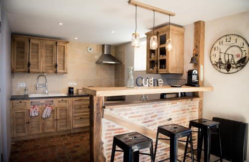 Alvignac House | Gîte 8 pers du Château de Cantecor