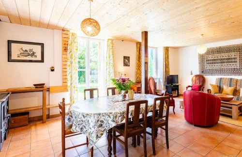 Boussenac House | Gîte 8 Places En Ariège