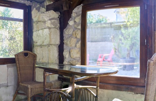 Seigy Apartment | Gîte 800m from Le Petit Prateau Zoo