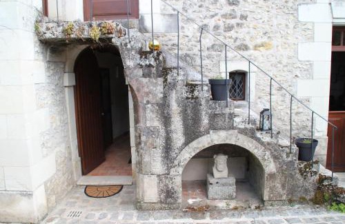Saint-Martin-le-Beau House | Gîte Au près du Lys