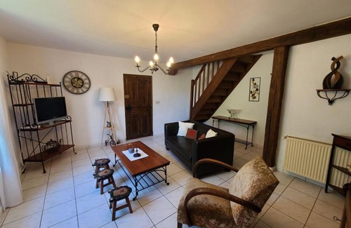 Nonville House | Gîte Authentique pour 6 Pers. avec Cheminée à Proximité de Vittel et Activités Nature - FR-1-589-427