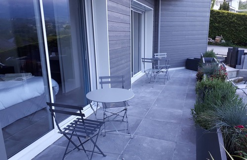 Gresy-sur-Aix Apartment | Gîte Avec Piscine au Calme