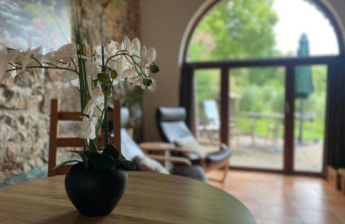 Robiac-Rochessadoule Apartment | Gîte Azalée