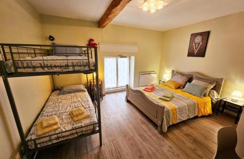 Sazilly House | Gîte charmant à Sazilly avec jardin privatif et WiFi - FR-1-381-608