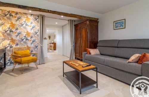 Rochefort-sur-Loire House | Gîte charmant entre Loire et Layon, terrasse, jardin, parking, proche d'Angers, idéal pour couples - FR-1-622-71