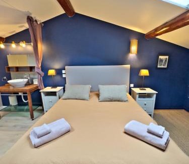 Auriol Apartment | Gîte classé 3* dans magnifique bastide provençale