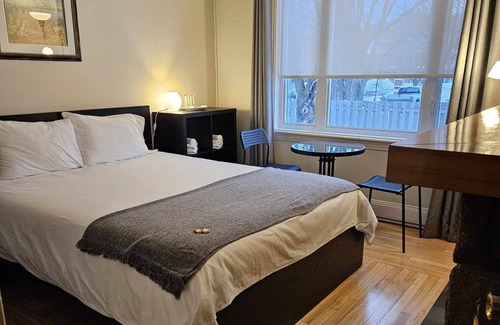 Baie-St-Paul Bed & Breakfast | Gîte CoeurOrange