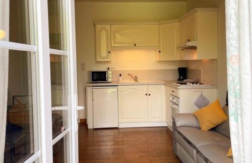 Saint-Claude-de-Diray House | Gîte Confortable avec Jardin et Parking Près de Blois - FR-1-491-462