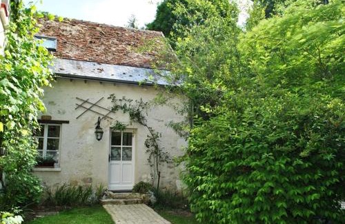 Souvigny-de-Touraine House | Gîte confortable avec parc boisé, activités familiales et équipements modernes près de la Loire - FR-1-381-470