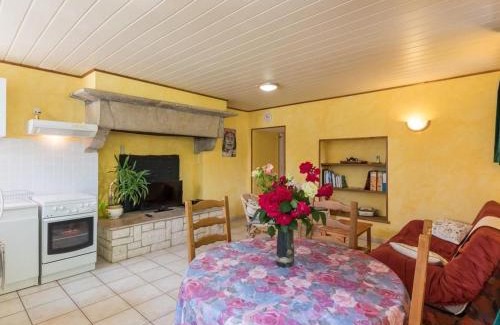 Confracourt House | Gîte confortable de plain-pied à Confracourt, nature et détente - FR-1-583-445
