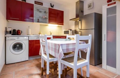 Saint-Sebastien-sur-Loire House | Gîte cosy aux portes de Nantes, terrasse privée, vélos, Wifi, draps inclus - FR-1-306-824