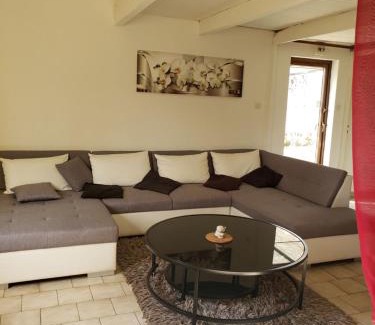 Tourtoirac House | Gîte dans camping 4 étoiles