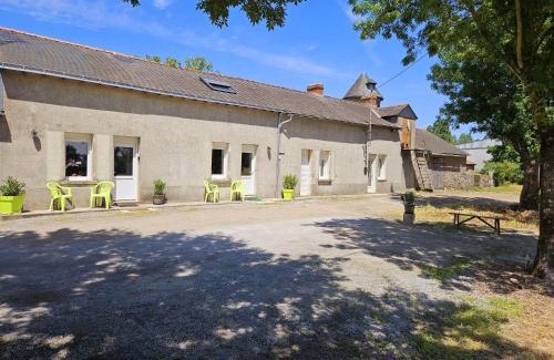Ancenis House | Gîte de 4 chambres - Ancenis A11 - Logis du Château Rouge