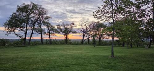 La Romieu Bed & Breakfast | Gîte de Beausoleil