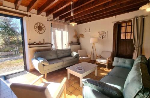 Saint-Priest-la-Prugne House | Gîte de charme avec piscine intérieure chauffée, 12/14 personnes - FR-1-496-346