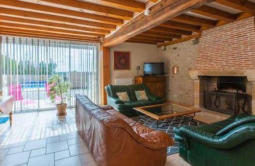 Chouzy-sur-Cisse House | Gîte de Charme avec Piscine Privée près des Châteaux de la Loire, Chambord et Festival des Jardins - FR-1-491-419