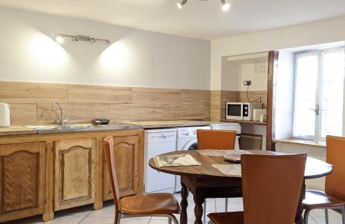 Vauvillers House | Gîte de charme avec jardin à Vauvillers - FR-1-583-435