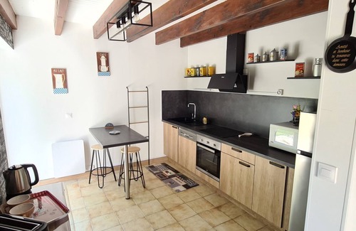 Parranquet House | Gîte de Charme Piscine Privée Chauffée Climatisé Wifi aux Portes du Périgord 4