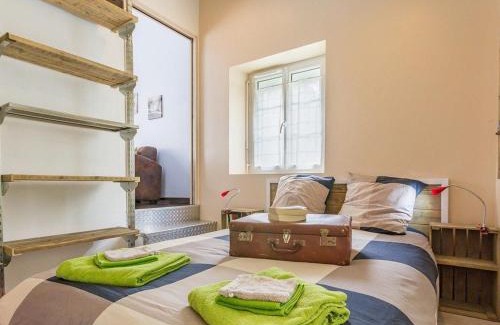 Saint-Sebastien-sur-Loire House | Gîte de Charme avec Jardin Privé près de Nantes, Accès Facile, Équipé Tout Confort - FR-1-306-812