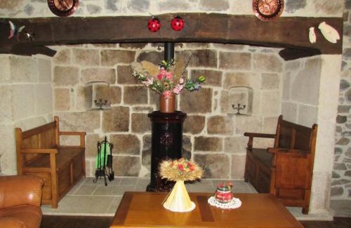 Rilhac-Xaintrie Apartment | Gîte de France à Rilhac Xaintrie 2 épis - Gîte de France 4 personnes MAE-9914