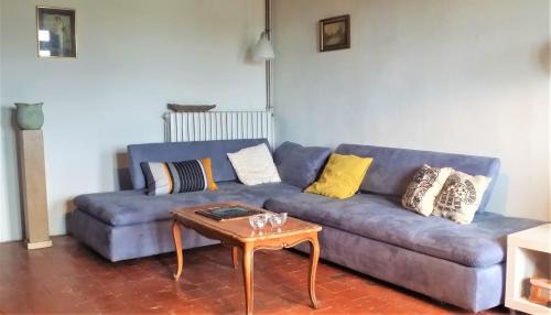 Villapourcon House | Gîte de Rangère, Rangere Rural