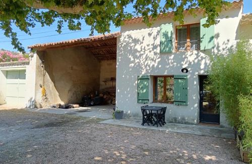 Orgon House | Gîte des deux platanes