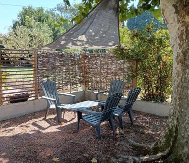 Orgon House | Gîte des deux platanes