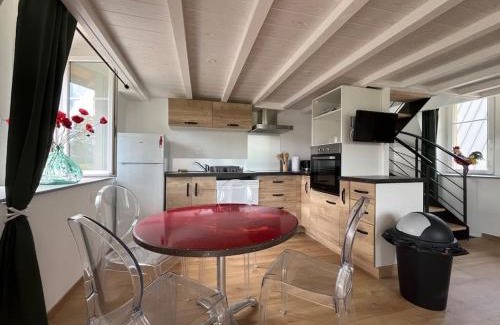 Olby House | Gîte du Tilleul - Sauna & Jardin