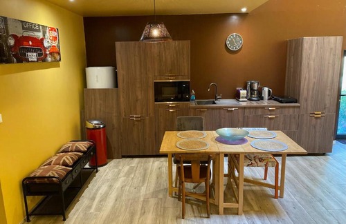 Saint-Yzans-de-Medoc Apartment | Gîte du Voyageur de la Maison Blanche 4p