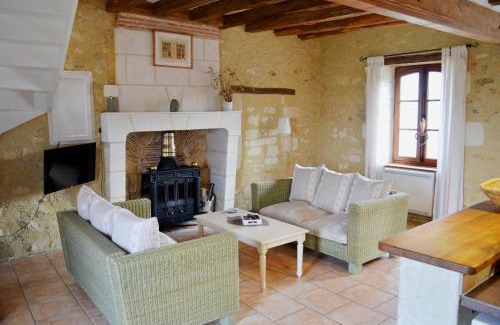 Villeloin-Coulange House | Gîte Ecureuil avec piscine 4-6 personnes