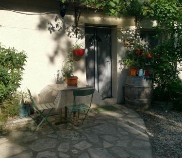 Saint-Privat Apartment | Gîte effet d’art