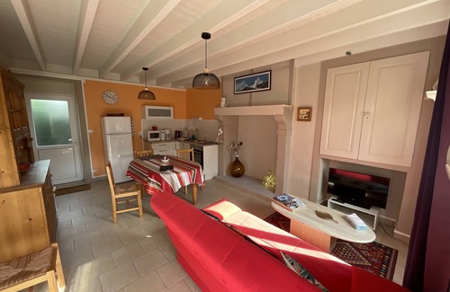 Etienville House | Gîte en Cotentin