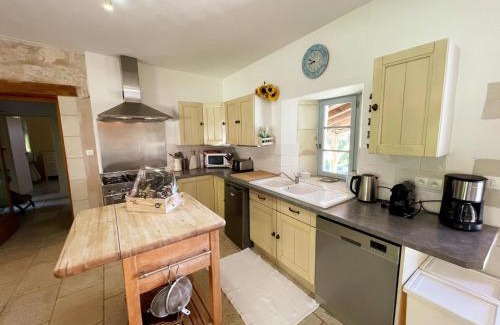Cussay House | Gîte en Touraine avec piscine privée, spa et WiFi - FR-1-381-601